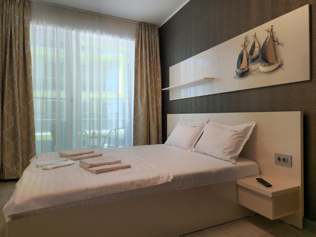 Dava Aparthotel Pool & Spa Mamaia Nord Navodari Exterior photo